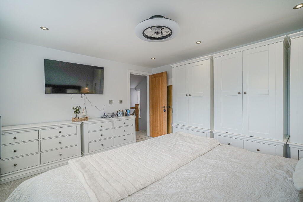 Additional image 27 of Peterbrook Road, Shirley