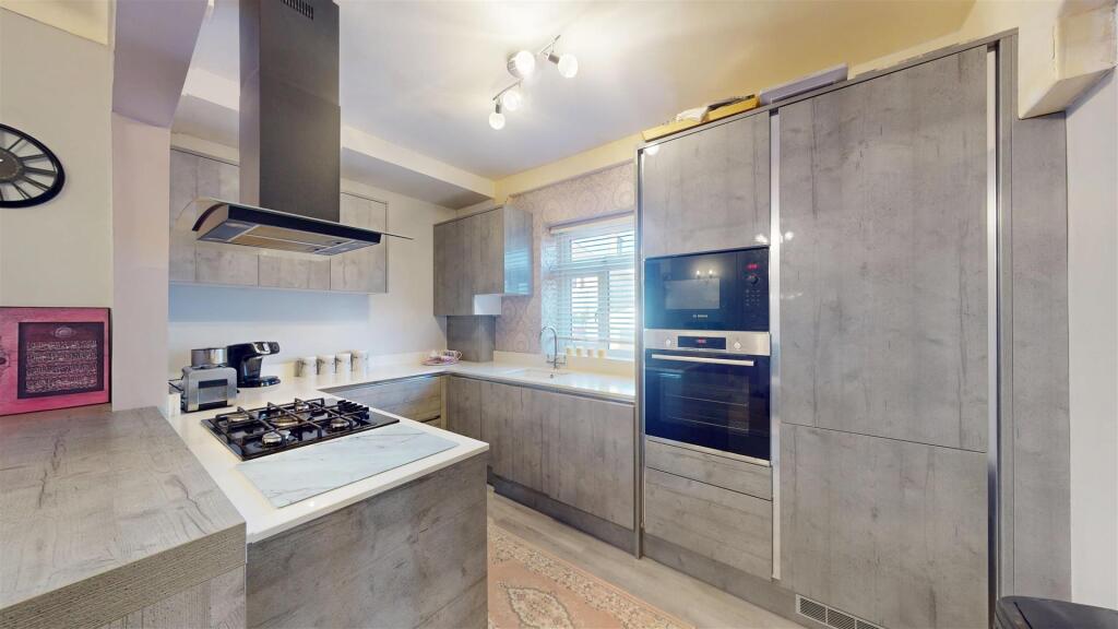 Additional image 4 of Aireville Grange, Shipley, Bradford