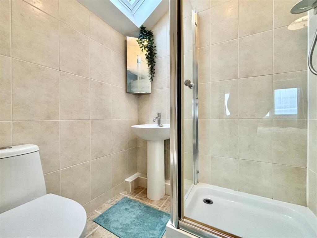 Additional image 12 of Long Lane, Queensbury, Bradford