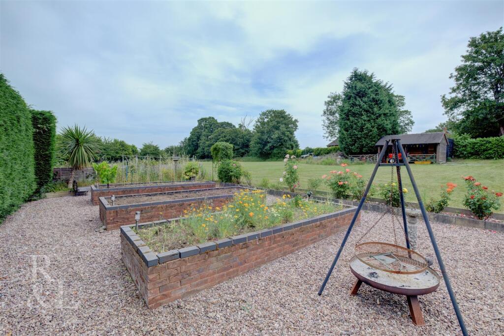 Additional image 31 of The Paddock, Stud Farm Drive, Bonehill, Tamworth