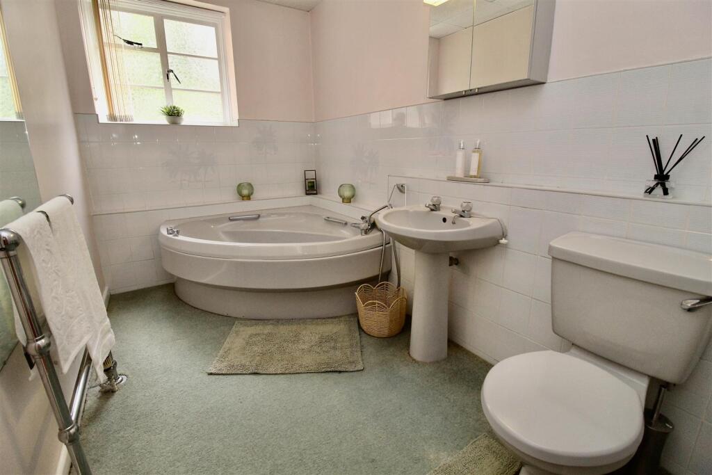 Additional image 11 of Viceroy Close, Edgbaston, Birmingham