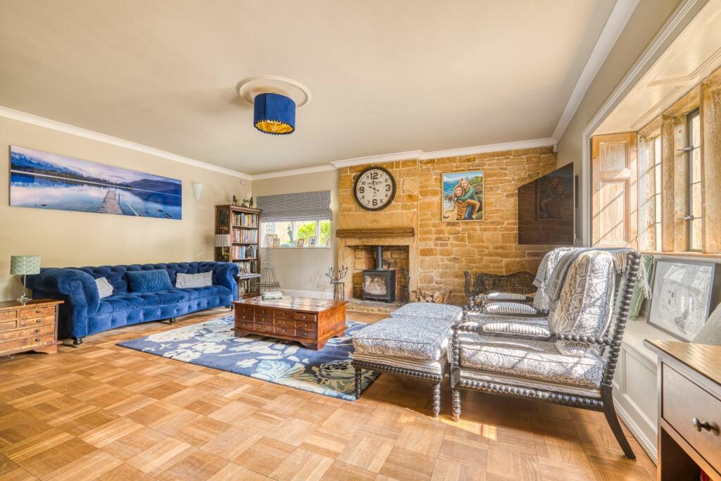 Additional image 44 of 30 Vicarage Street, Tintinhull, Yeovil, Somerset, BA22