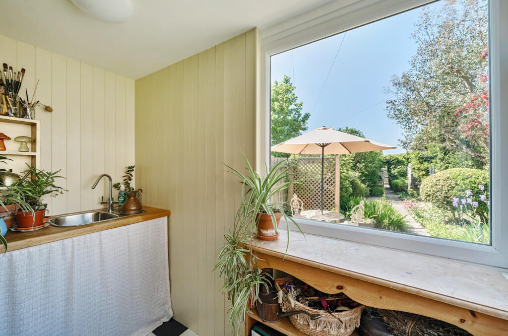 Additional image 5 of Norbins Road, Glastonbury, BA6