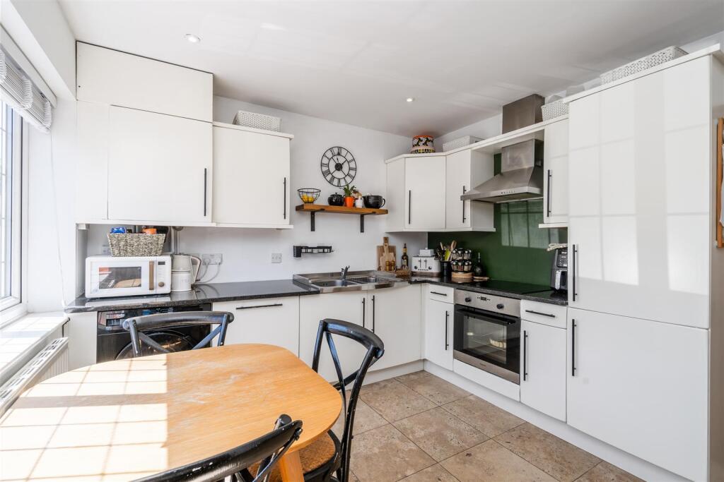 Additional image 4 of Copt Heath Croft, Knowle, Solihull