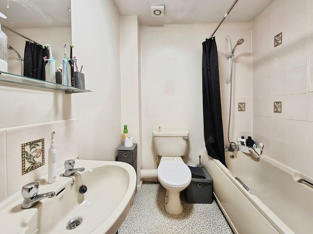 Additional image 6 of Herblay Close, Yeovil