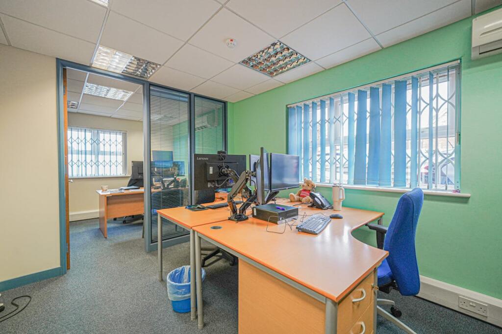 Additional image 15 of 336 Stratford Road, Shirley, Solihull, B90 3DN