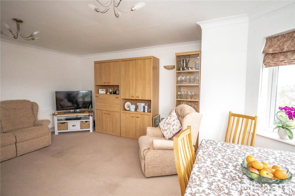 Additional image 11 of Stratford Gardens, Bromsgrove, Worcestershire, B60