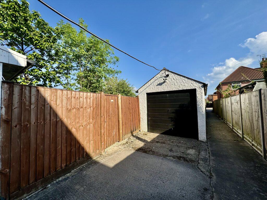 Additional image 11 of Hillcrest Road, Yeovil, Somerset, BA21
