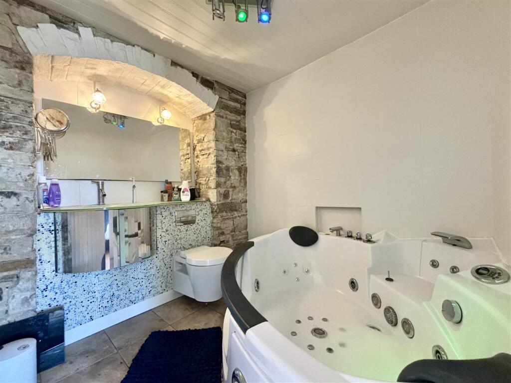 Additional image 12 of Ambler Thorn, Queensbury, Bradford