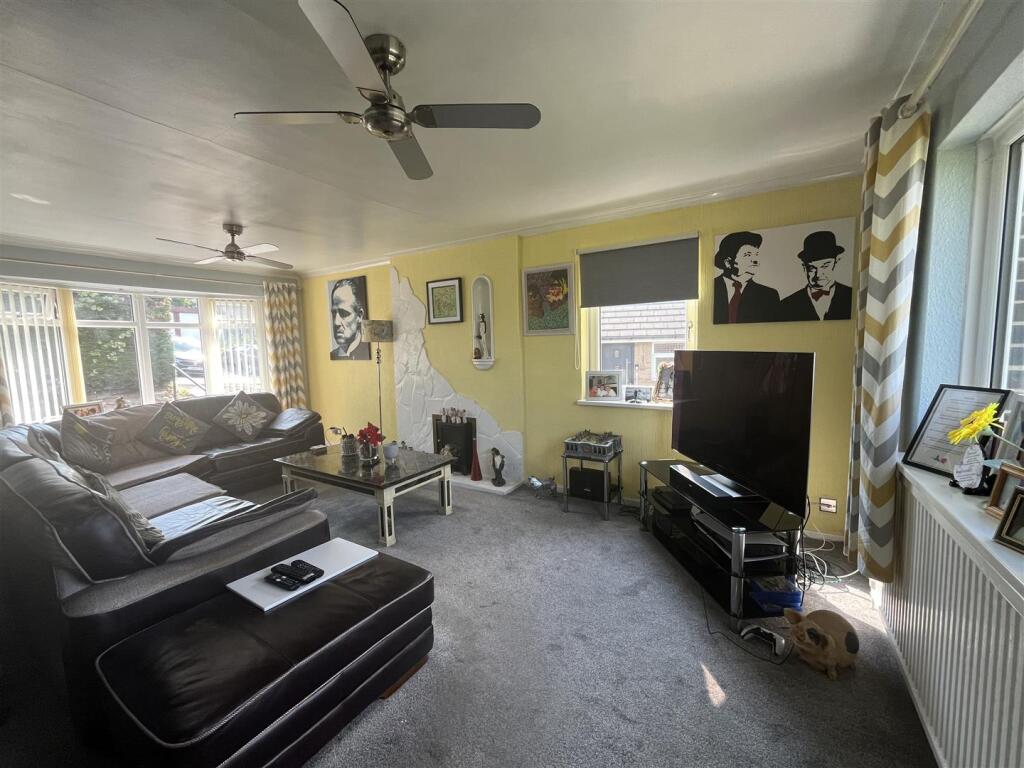 Additional image 4 of Elizabeth Avenue, Wyke, Bradford