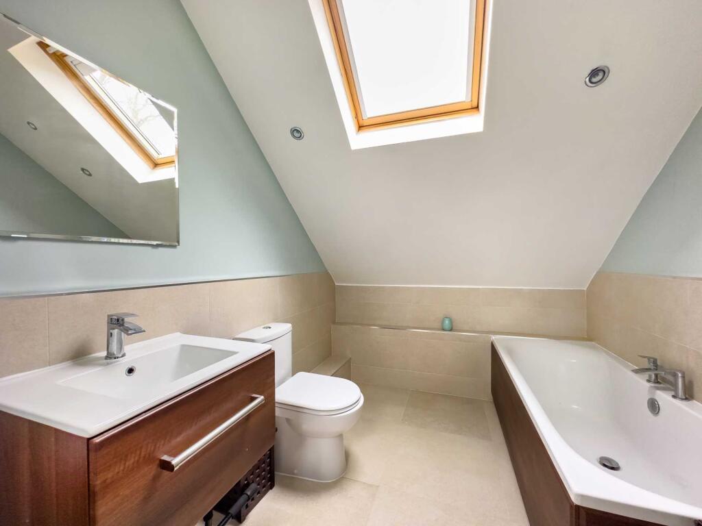 Additional image 25 of Oxford Road, Gomersal