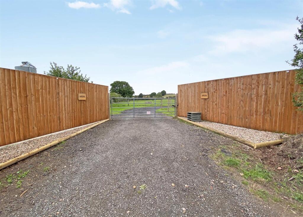 Additional image 7 of Dogbut Lane, Redditch