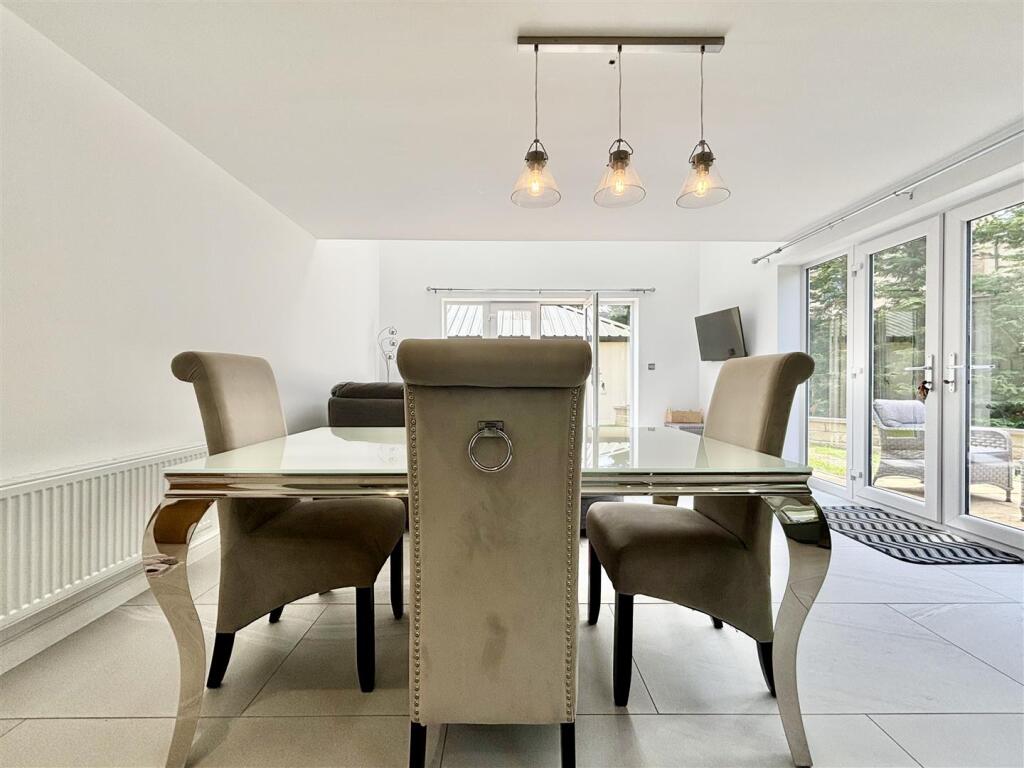 Additional image 8 of Park Lane, Queensbury, BD13 1QH