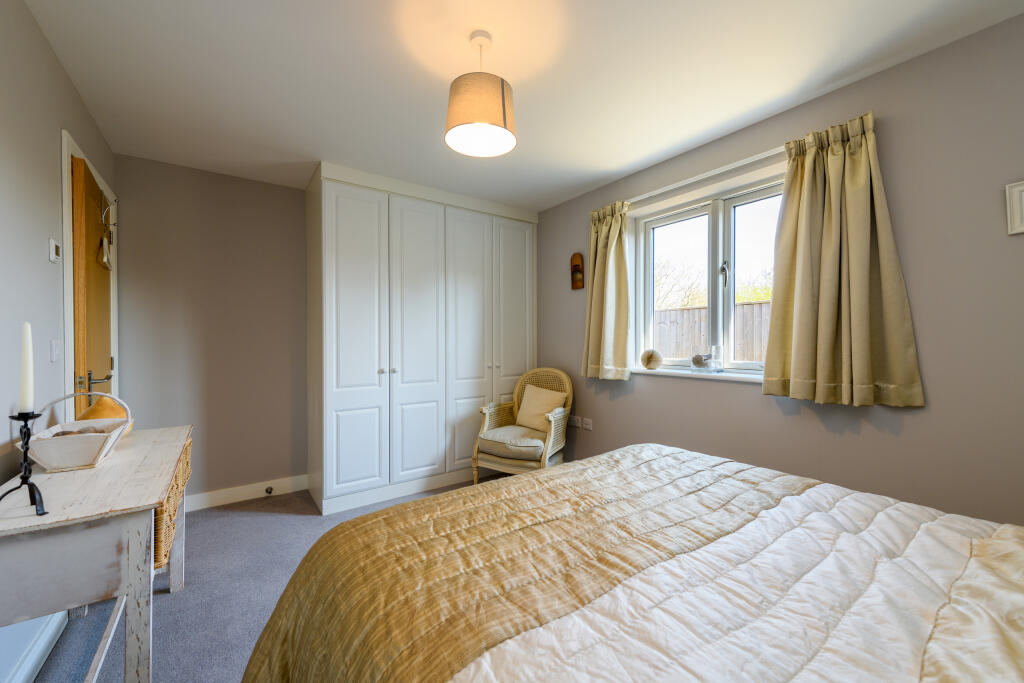 Additional image 17 of Highfields Close, Walton