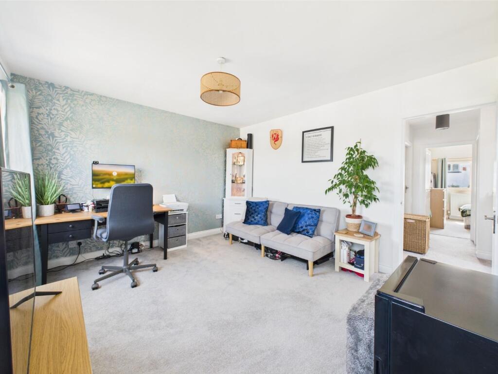 Additional image 20 of Grange Park Road, Bingley