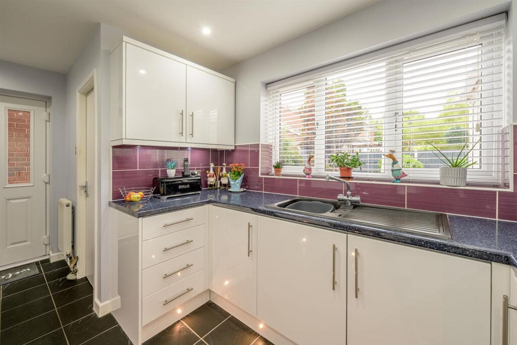 Additional image 6 of Bluebell Road, Cradley Heath, B64 5NP