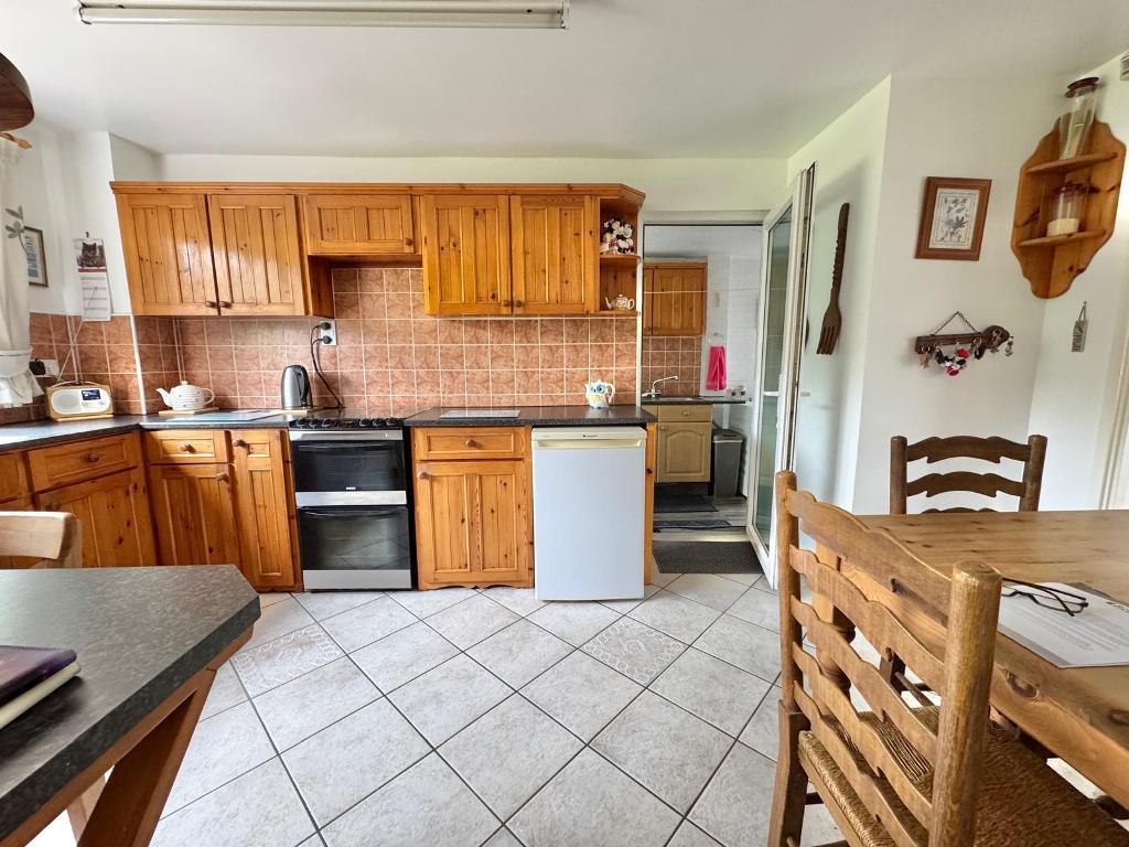 Additional image 11 of St Cuthberts Close, West Bromwich, West Midlands, B70 6TP