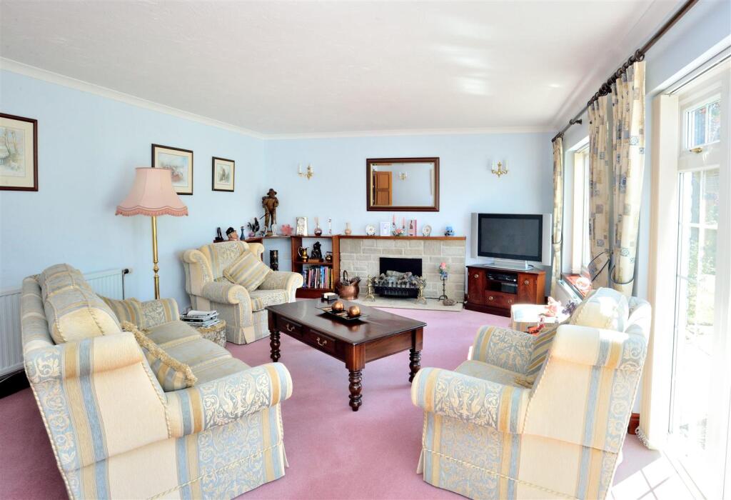Additional image 13 of Wales, Queen Camel, Yeovil