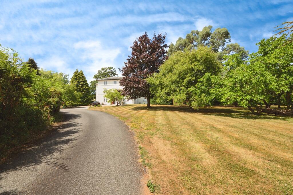 Additional image 16 of Birmingham Road, Henley-In-Arden