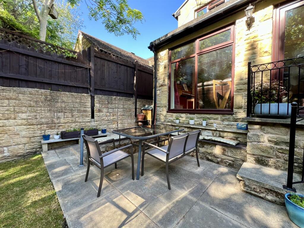 Additional image 24 of Crownest Lane, Bingley