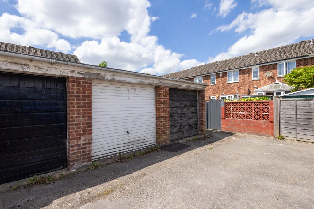 Additional image 19 of Elm Court, Birkenshaw, Bradford