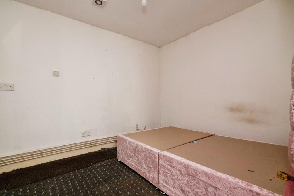Additional image 12 of Rood End Road, OLDBURY, West Midlands, B68