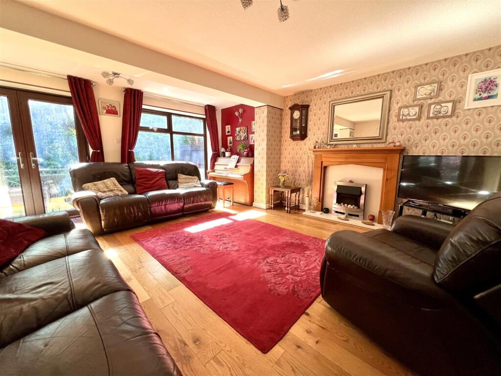 Additional image 11 of Crownest Lane, Bingley