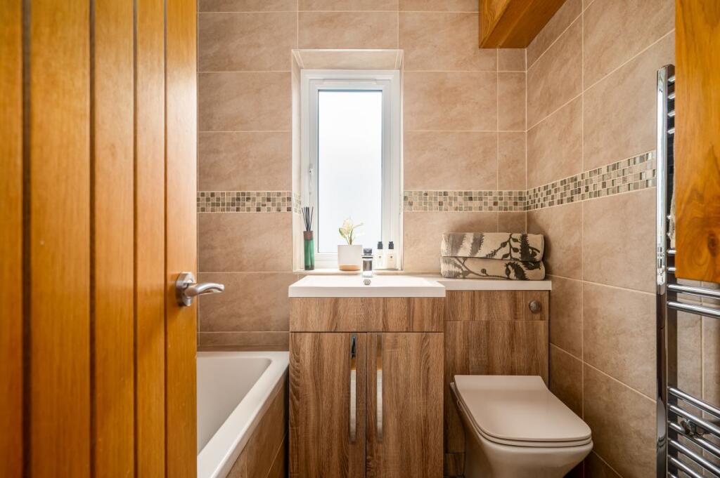 Additional image 20 of Whitehall Road, Drighlington