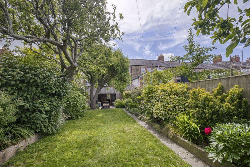 Additional image 21 of Central Frome