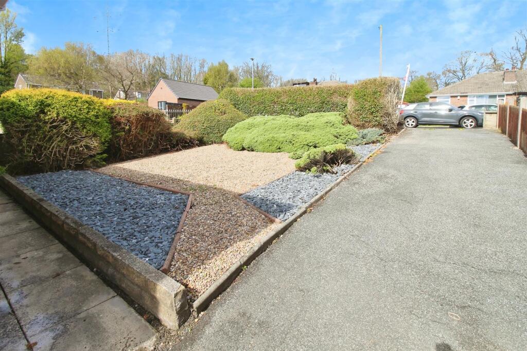 Additional image 13 of Markfield Avenue, Low Moor, Bradford, BD12 0UH