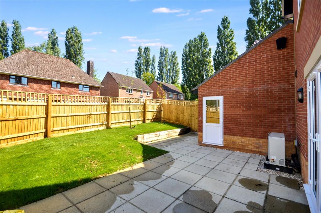 Additional image 16 of 19 Clayton Close, Yeovil, BA22