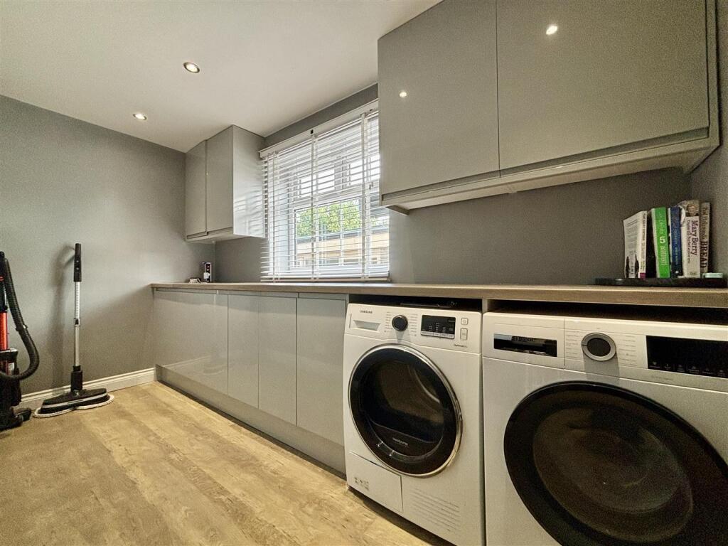 Additional image 9 of Greenside Lane, Cullingworth