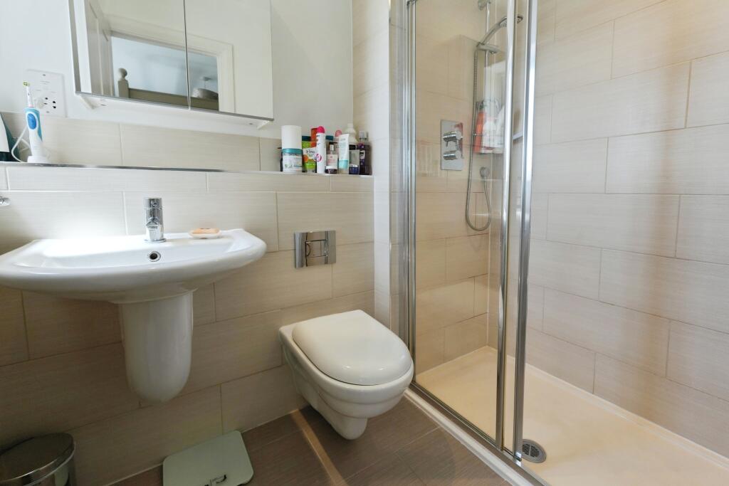 Additional image 19 of Holt Gardens, Studley, B80