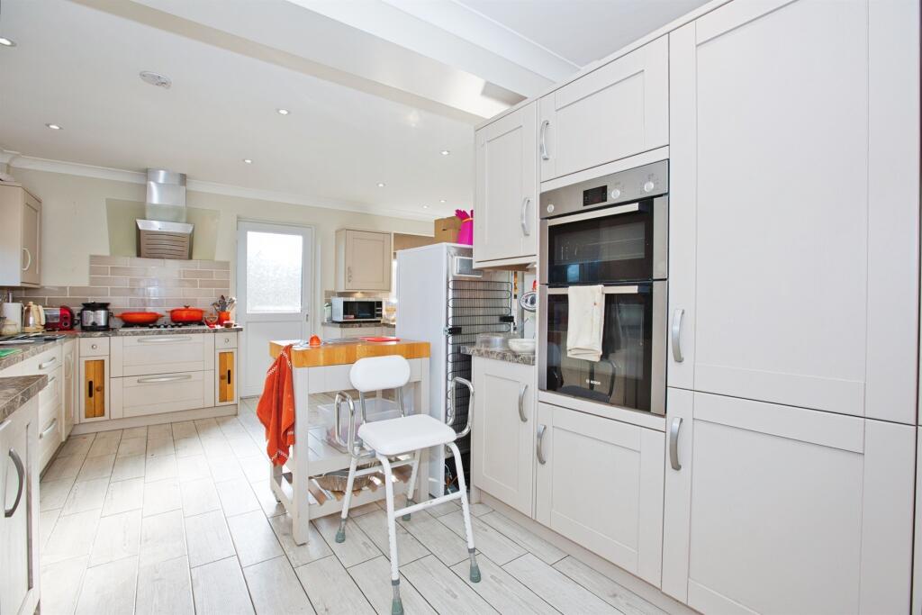 Additional image 4 of Compton Close, Yeovil