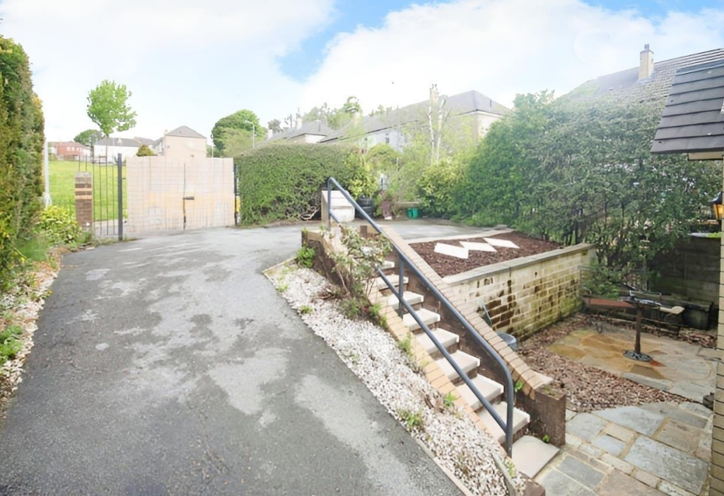 Additional image 2 of Freshfield Gardens, Allerton, Bradford, BD15 7PR