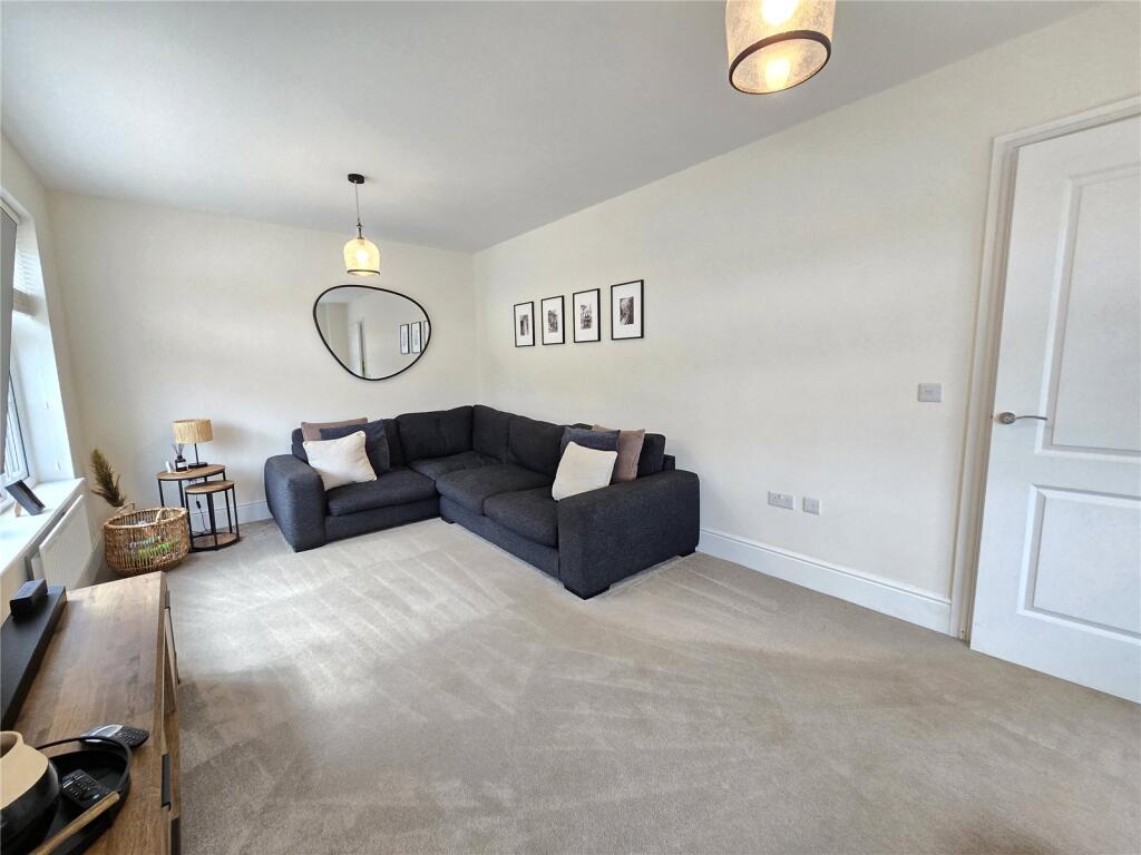 Additional image 5 of Lapley Avenue, Amington, Tamworth, Staffordshire, B77