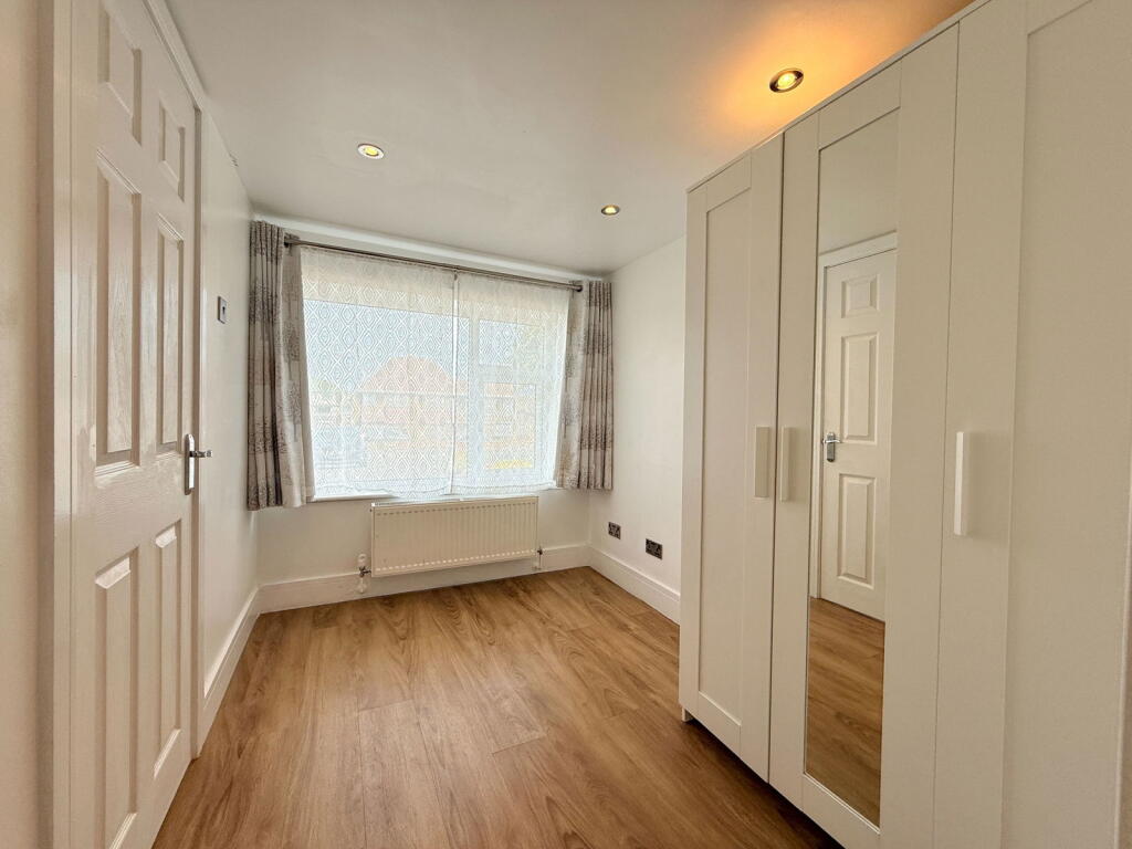 Additional image 8 of Yardley Wood Road, Shirley