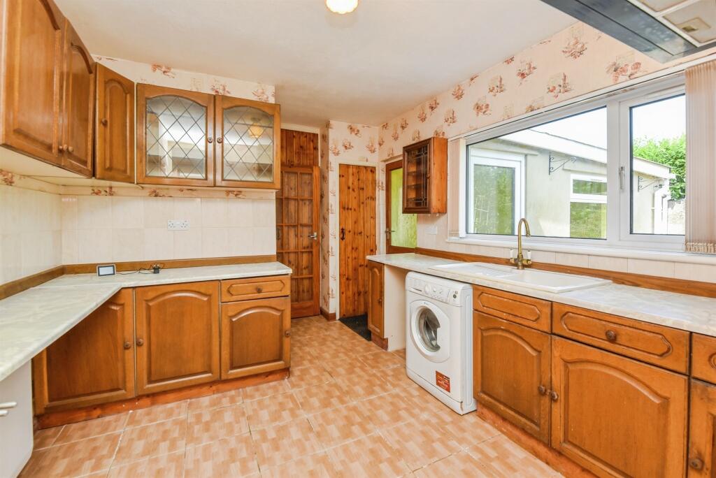 Additional image 5 of Critchill Close, Frome