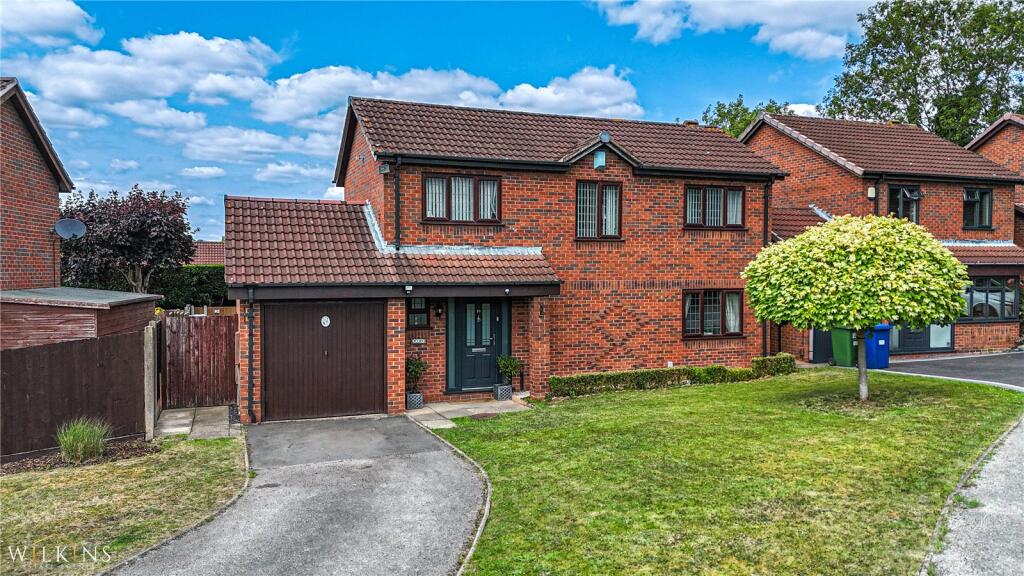 Mossdale, Wilnecote, Tamworth, Staffordshire, B77