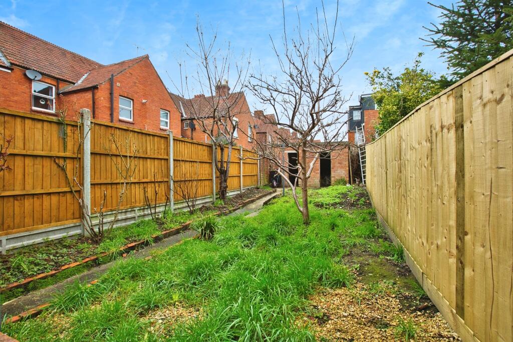 Additional image 16 of Manor Road, Yeovil