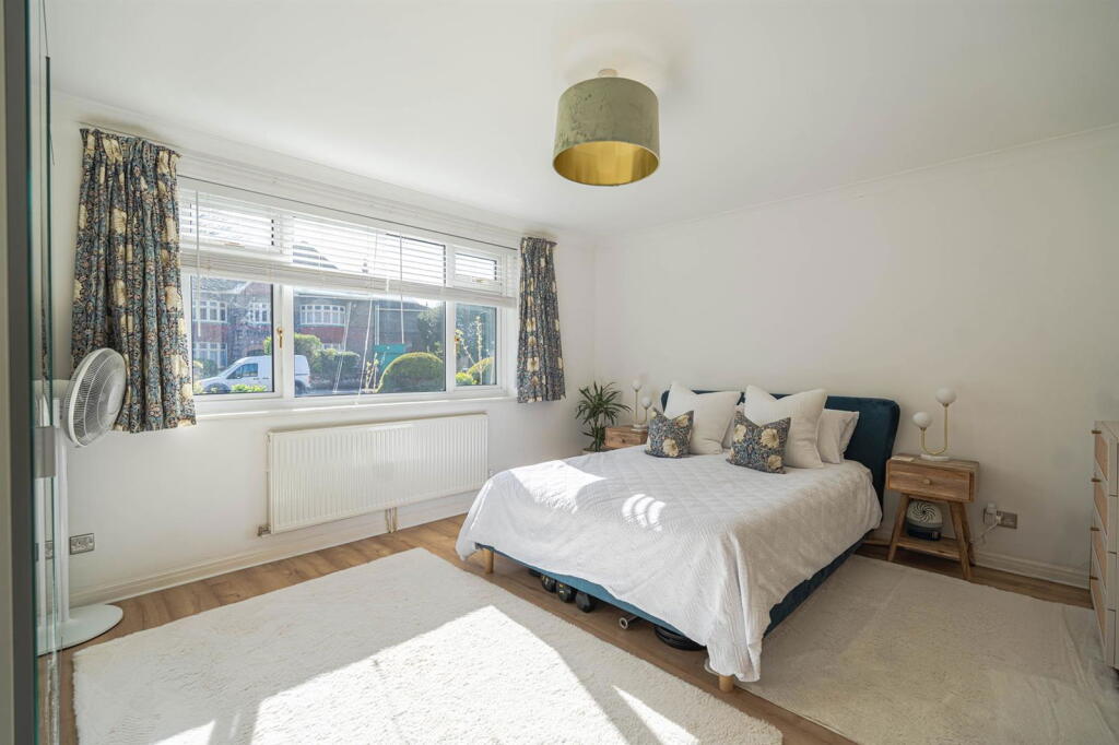 Additional image 5 of Browning Avenue, Bournemouth, BH5 1NN