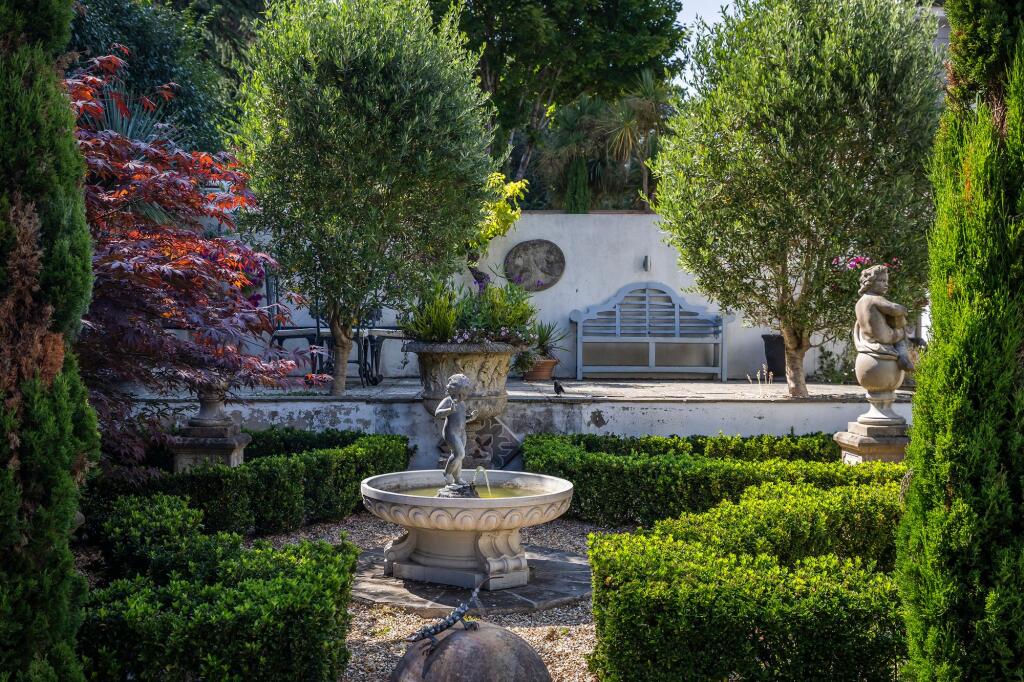 Additional image 29 of Bingham Avenue, Evening Hill, Poole BH14