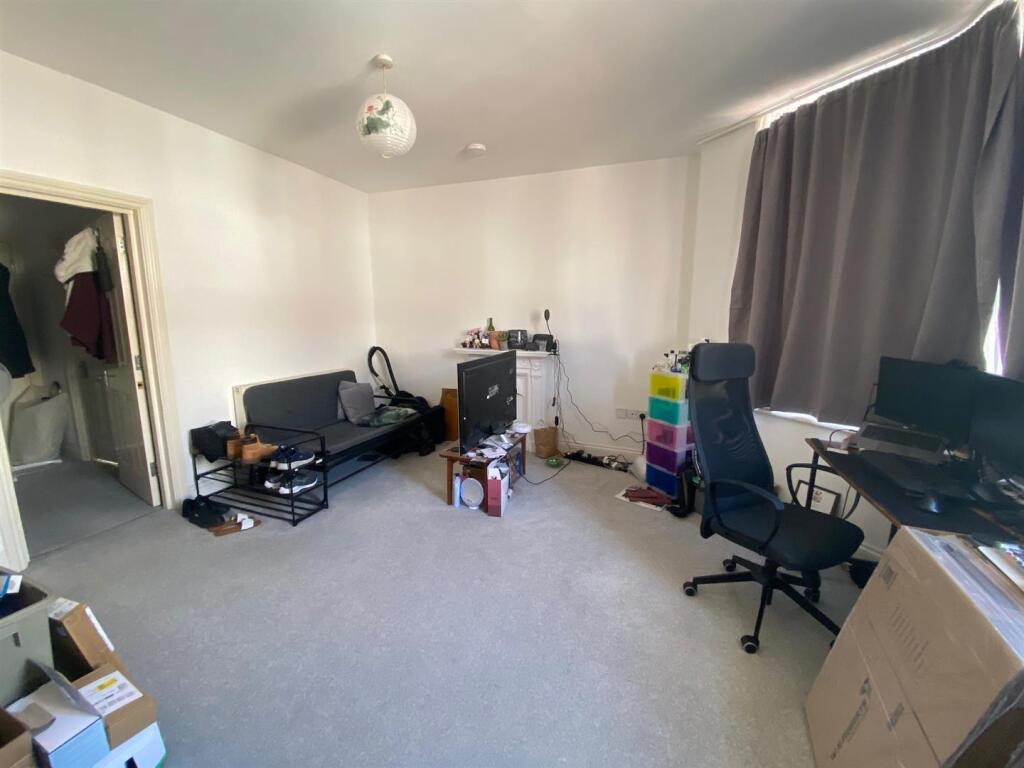 Additional image 11 of Samara House, 55-61 Seaside Road, Eastbourne