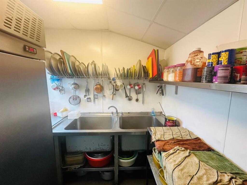 Additional image 4 of Kirkgate, Silsden