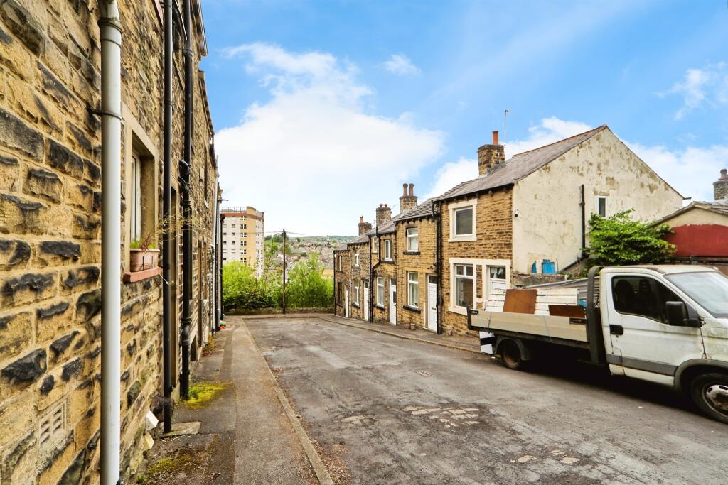 Additional image 14 of Walnut Street, Keighley