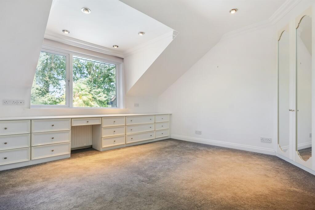 Additional image 17 of Broadstone