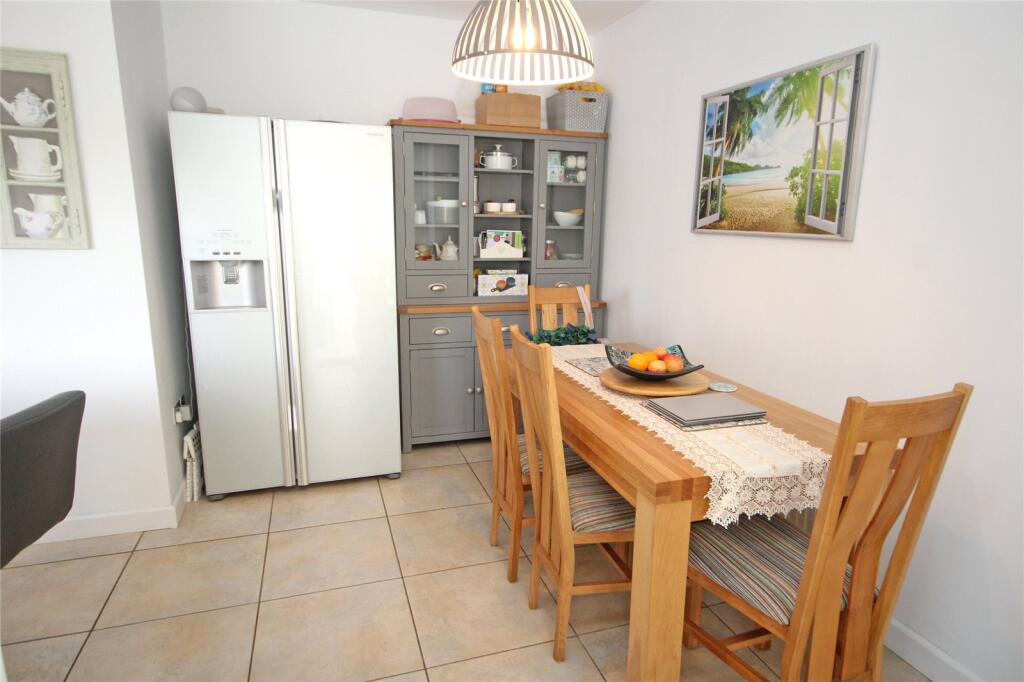 Additional image 8 of High Ridge Crescent, New Milton, Hampshire, BH25