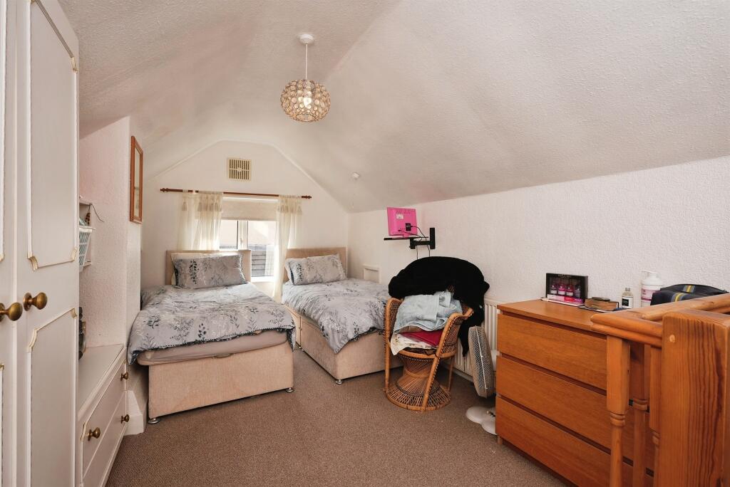 Additional image 7 of Reevy Drive, Bradford