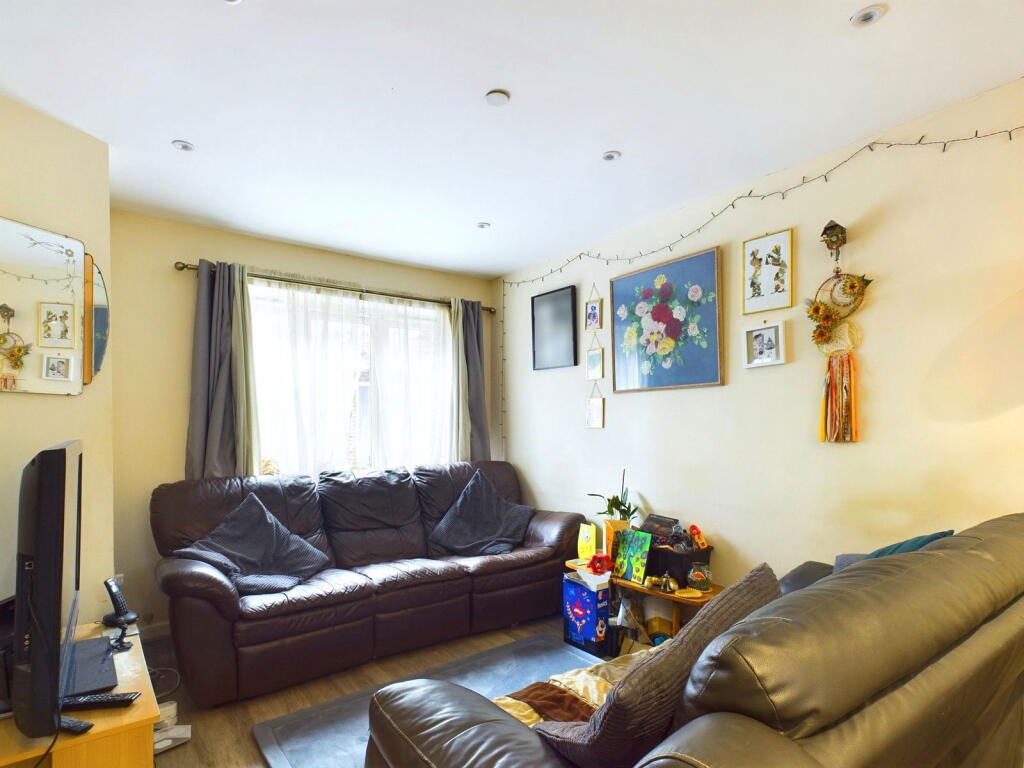 Additional image 9 of Clarendon Mews, Montague Street, Worthing, BN11 3GB