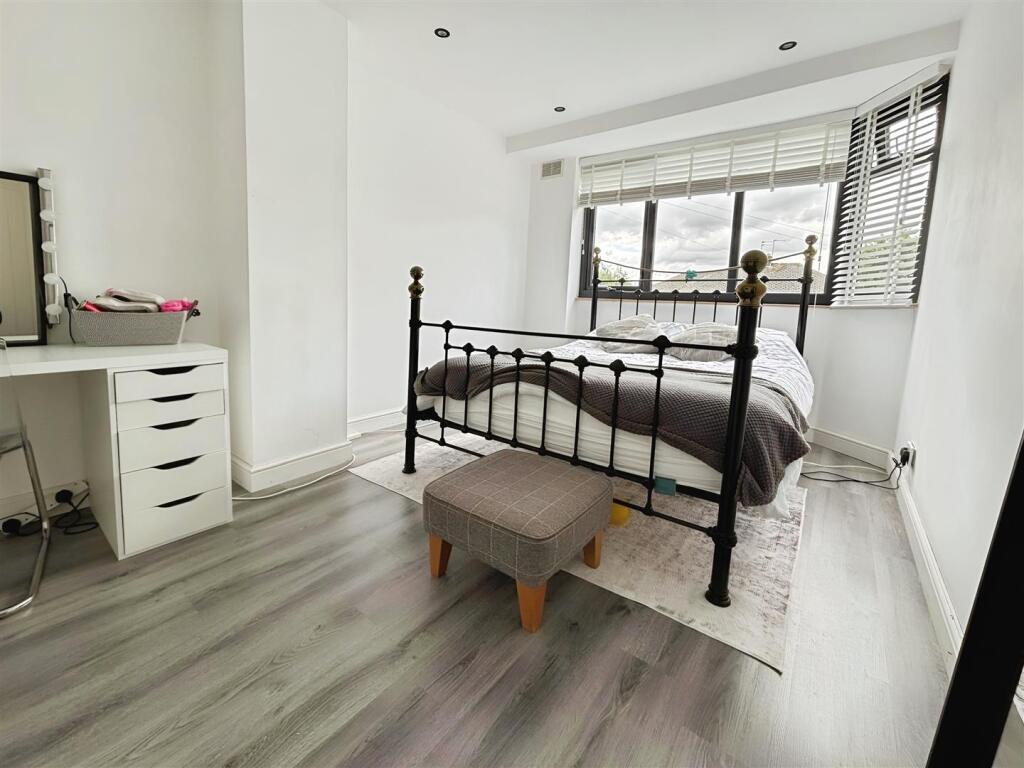 Additional image 12 of Moorside Gardens, Bradford, BD2 3RE